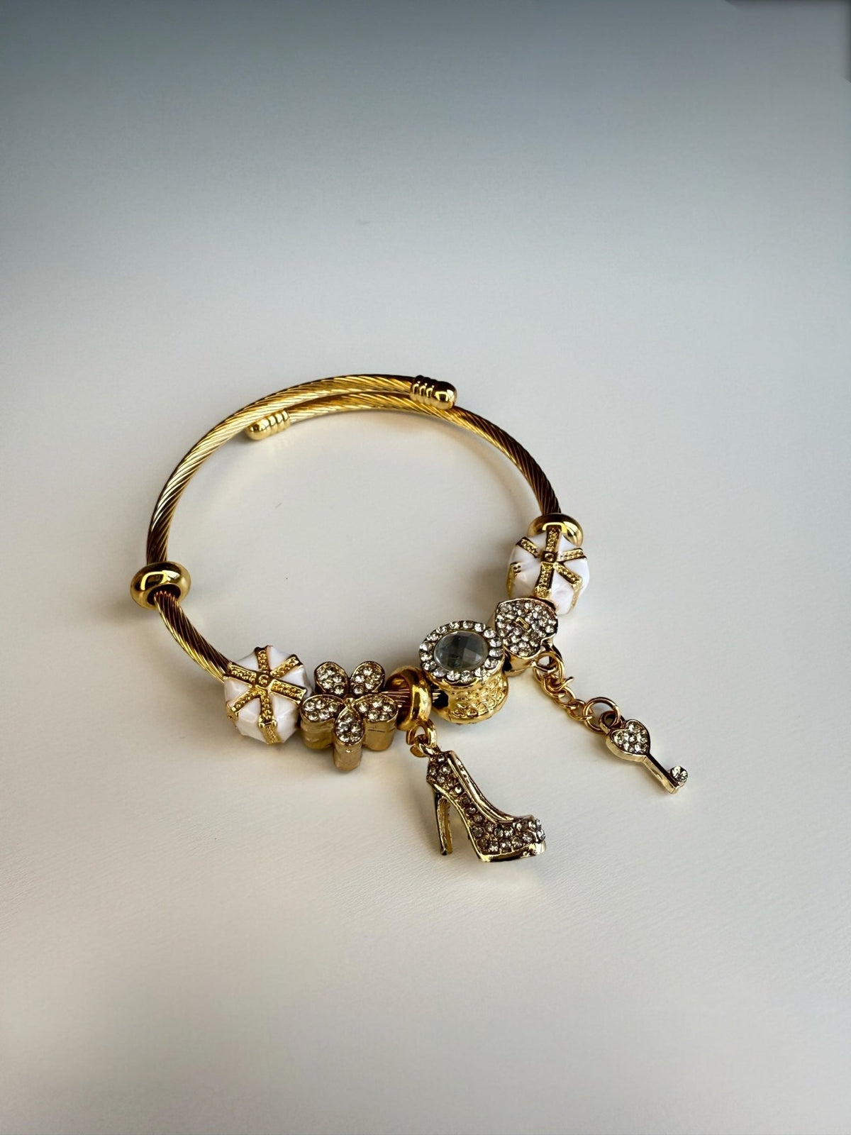 Fashionista Charm