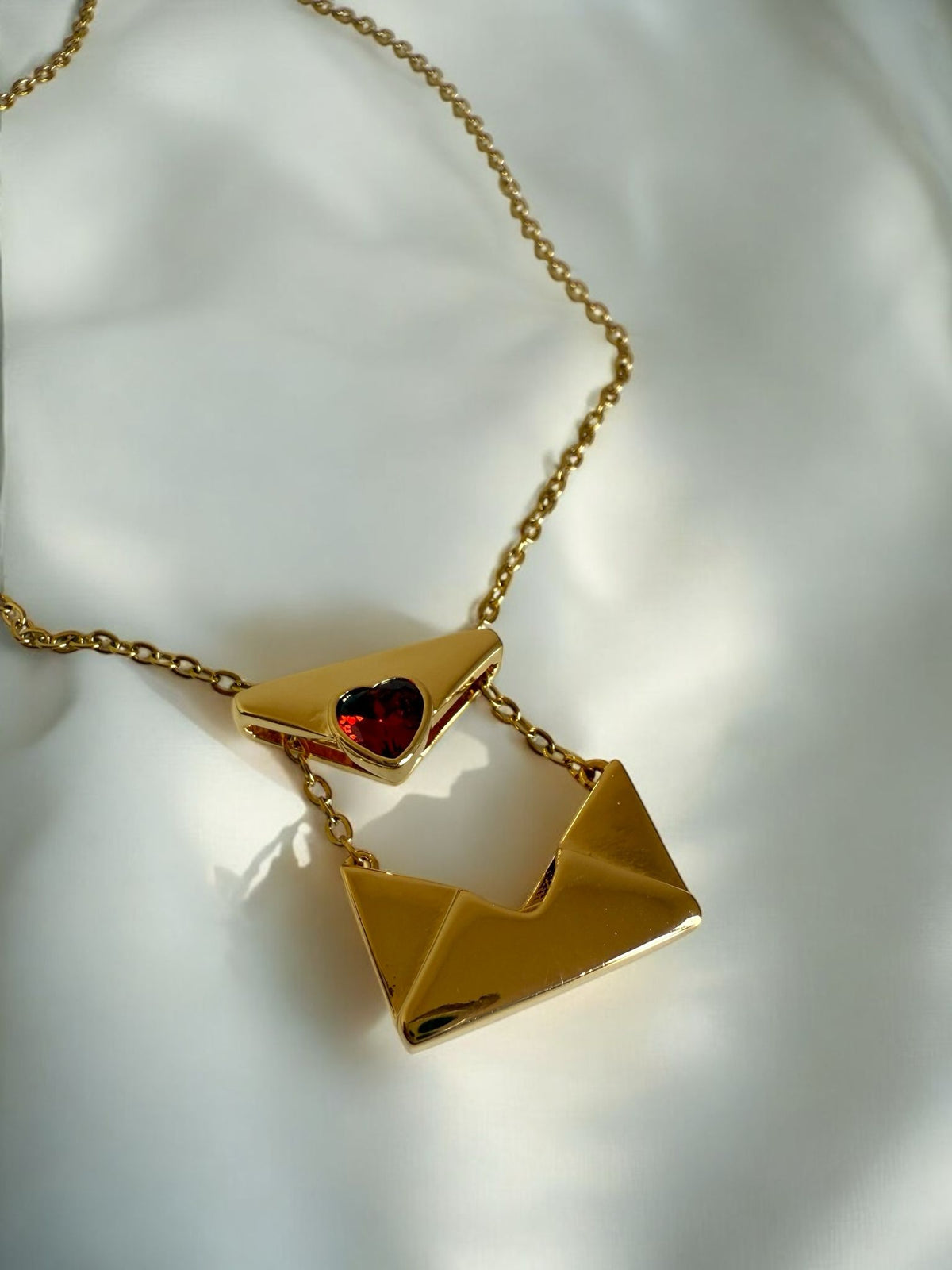 Love Envelope Chain