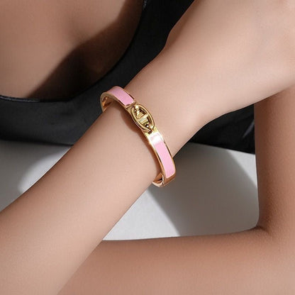 Link Chain Bangle