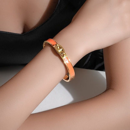 Link Chain Bangle