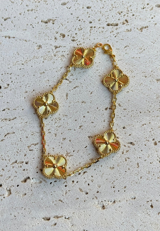Gold Trefoil Bracelet