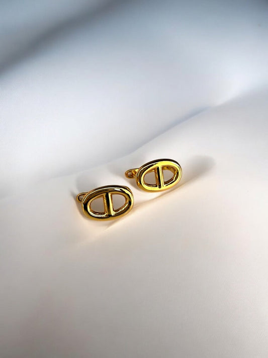 Link Studs