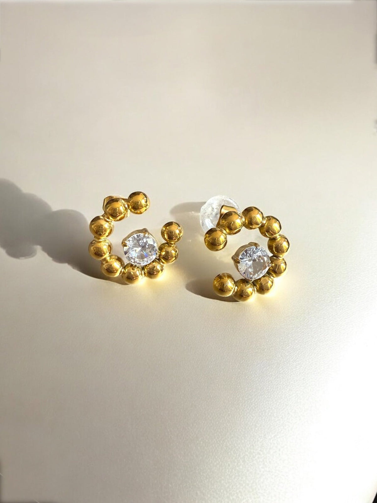 Rosè Studs