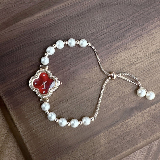 Clover Pearl Watch Collection